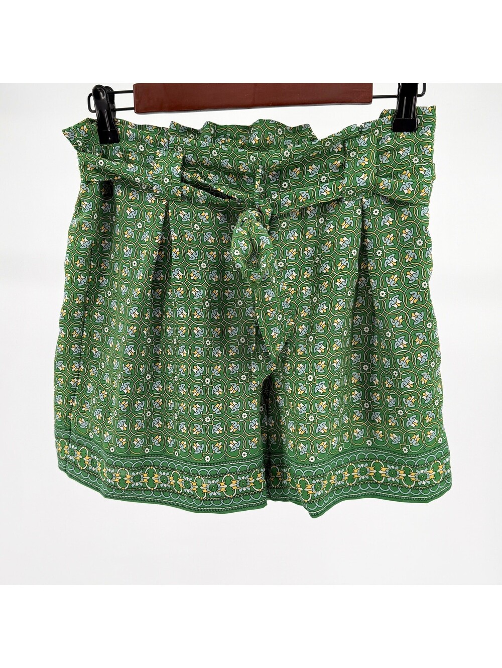 Max Studio Green Floral Paperbag Waist Tie-Front Shorts